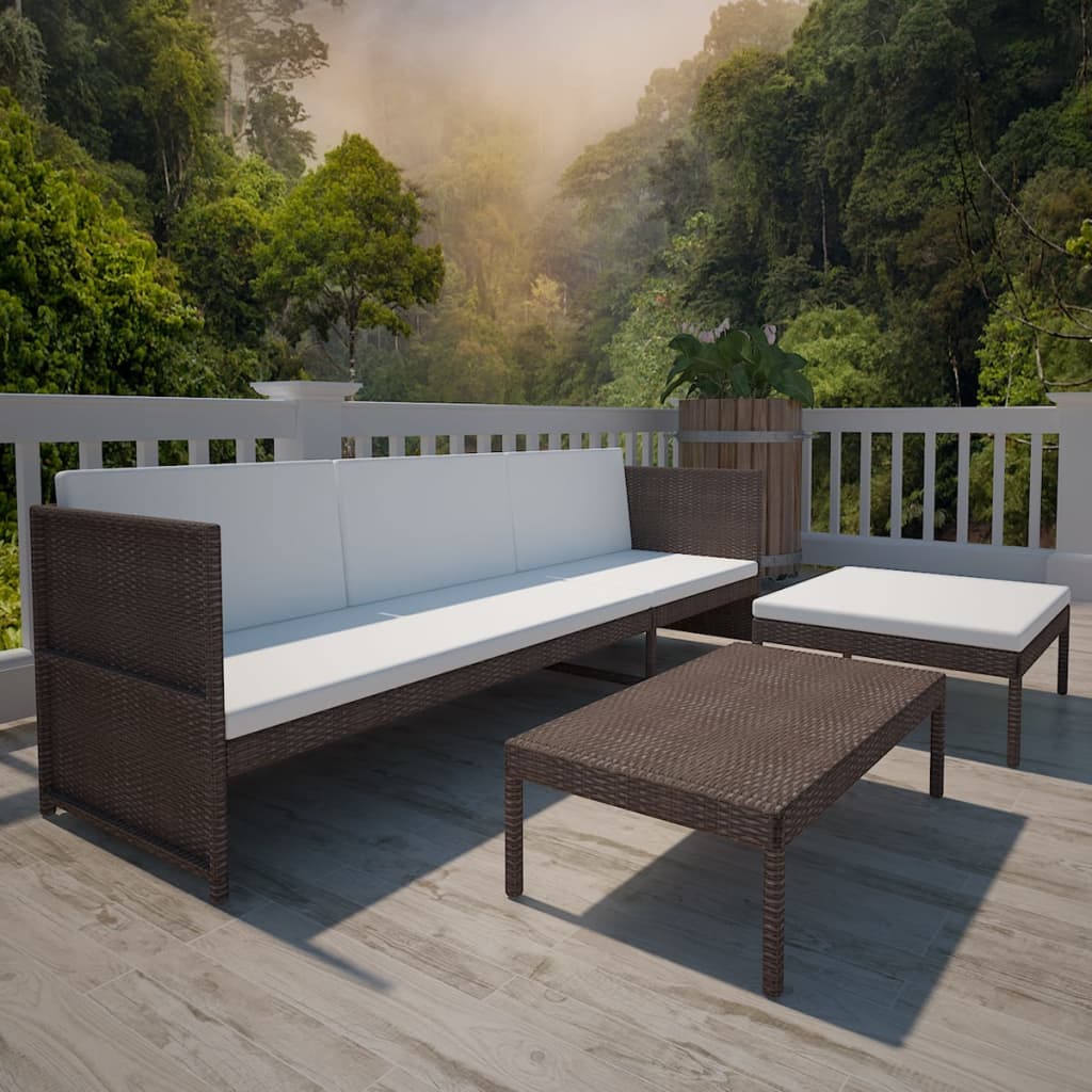 Conjunto Lounge para Jardim - Cor Castanho - Com Almofadões em Branco Nata - 3 Peças - Em Vime PE e Estrutura Robusta em Aço Revestido a Pó