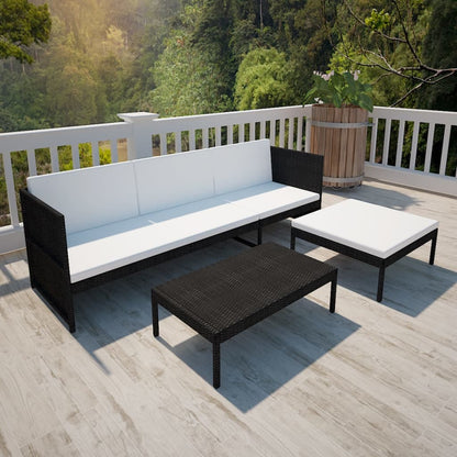 Conjunto Lounge para Jardim - Cor Preto - Com Almofadões em Branco Nata - 3 Peças - Em Vime PE e Estrutura Robusta em Aço Revestido a Pó