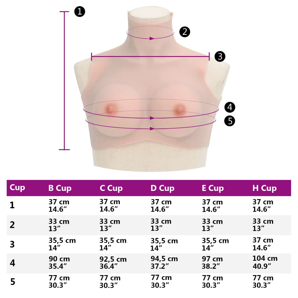 Peitoral de silicone caucasiano copa C