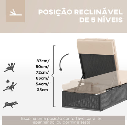 Outsunny Espreguiçadeira de Vime Reclinável para Jardim com Encosto Ajustável em 5 Níveis, Mesinha e Almofada, Suporta 120 kg para Pátio ou Terraço, Preto e Bege