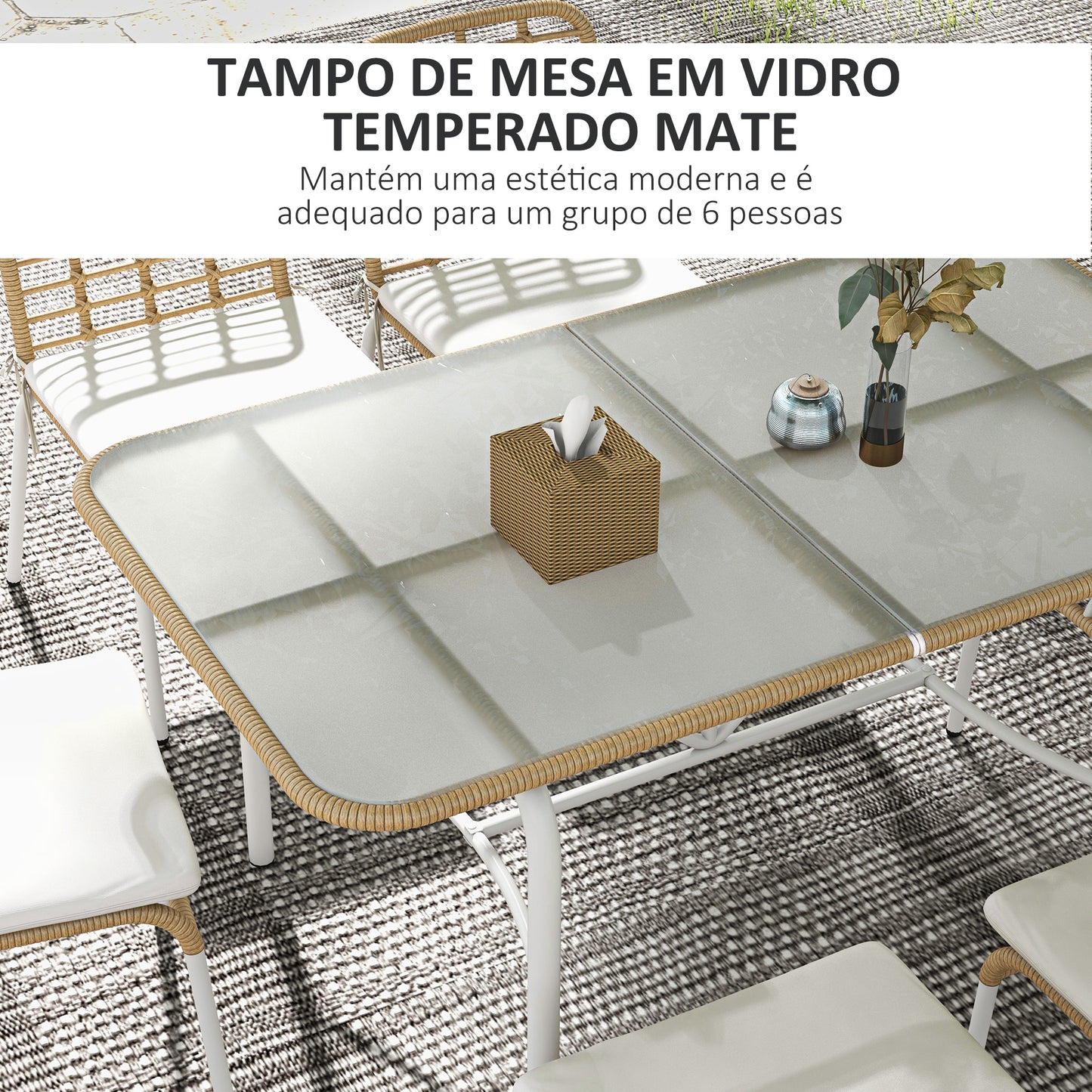 Outsunny Conjunto de Refeição de Vime Sintético Jogo de Móveis de Exterior de 7 Peças Inclui 6 Cadeiras Empilháveis com Almofadas e Mesa de Vidro Natural