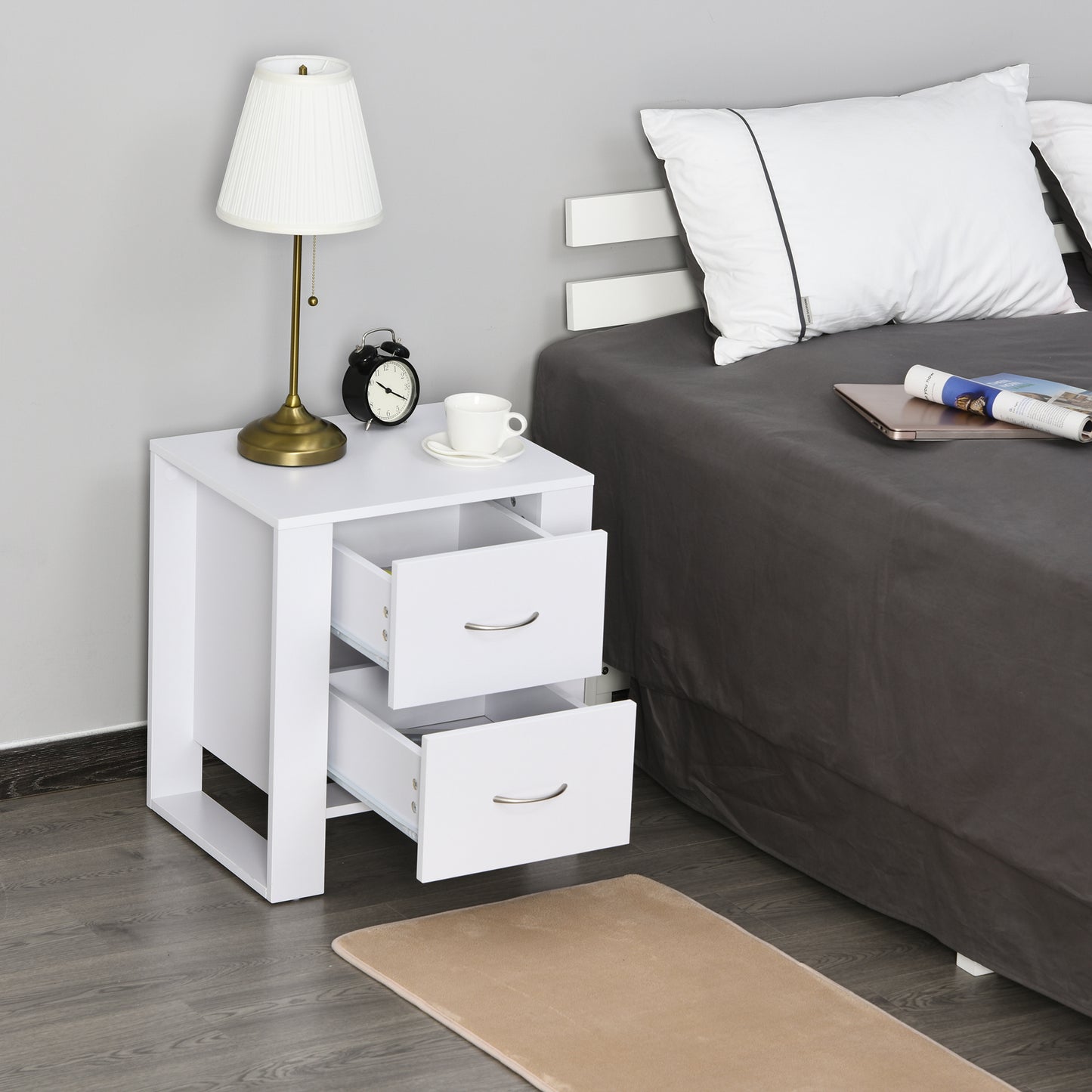 HOMCOM Mesa de Cabeceira com 2 Gavetas Pés e Base Elevada para Dormitório Mesa Lateral para Sala de Estar Estilo Moderno 48x39x54cm Branco