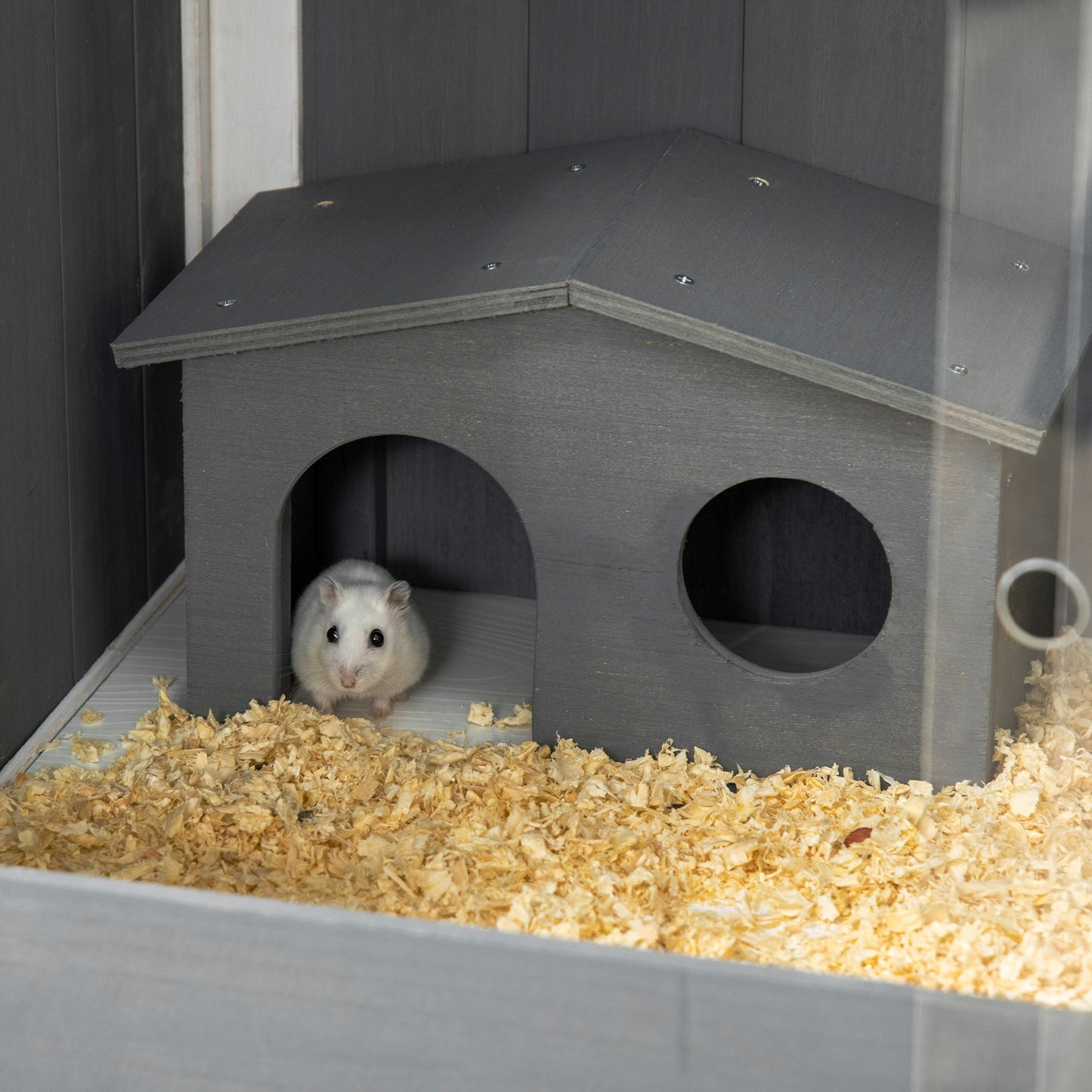 PawHut Gaiola para Hamster de Madeira 82x45x81cm Casa para Roedores com 2 Portas de Acrílico Prateleira Amovível 2 Casas para Animais Pequenos Cinza e Branco