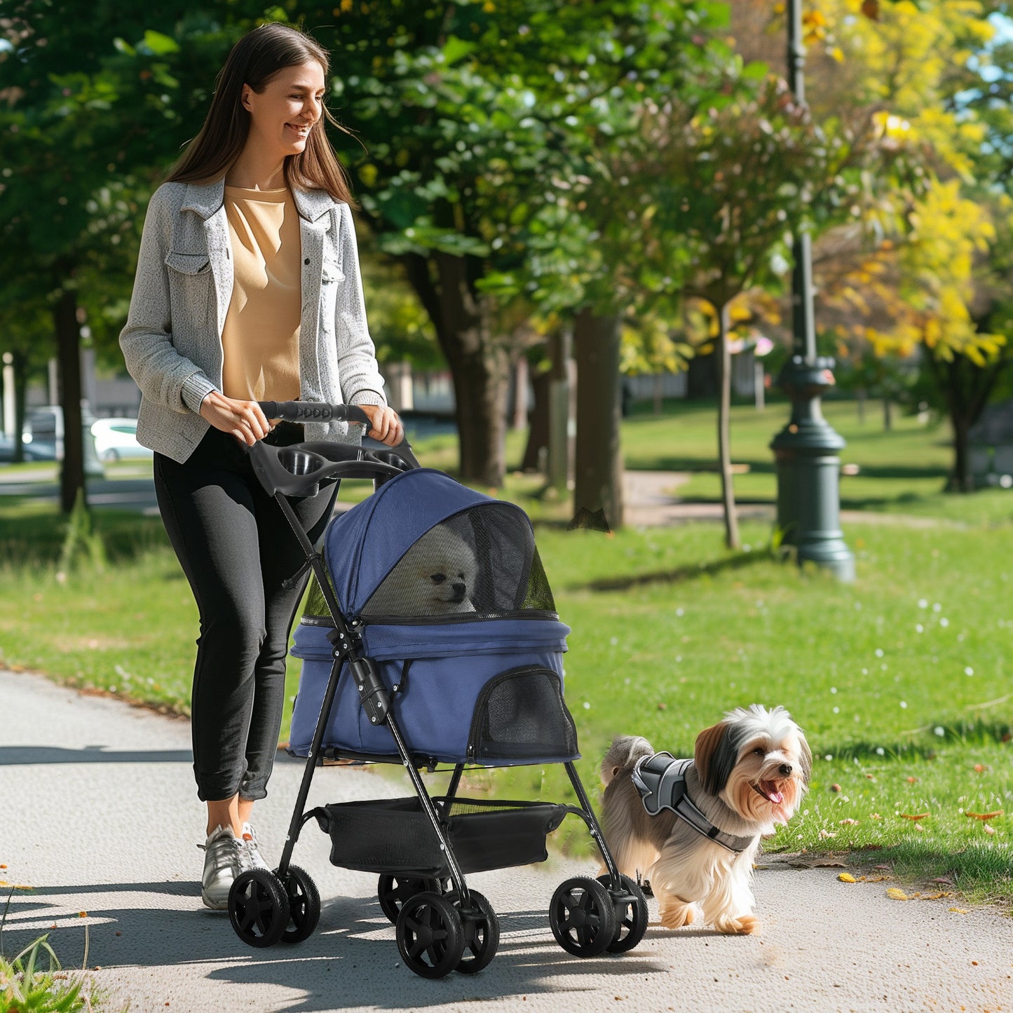 PawHut Carrinho para Cães Dobrável Carrinho para Cães Pequenos com Rodas Universáis Cesta de Armazenamento Correias de Segurança e Janelas 67x45x96 cm Azul Escuro