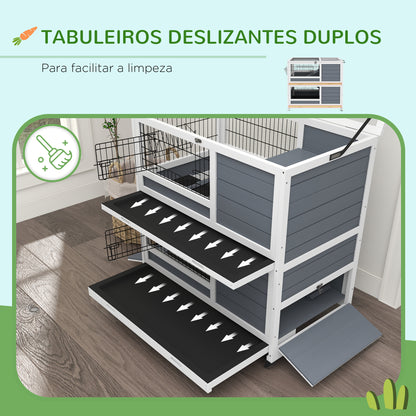 PawHut coelheira de Madeira com Rodas 90x53x97 cm Gaiola para Coelhos de 2 Níveis com Tejadilho Rebatível Tabuleiro Amovível Comedouro e Rampa cinzenta e branca