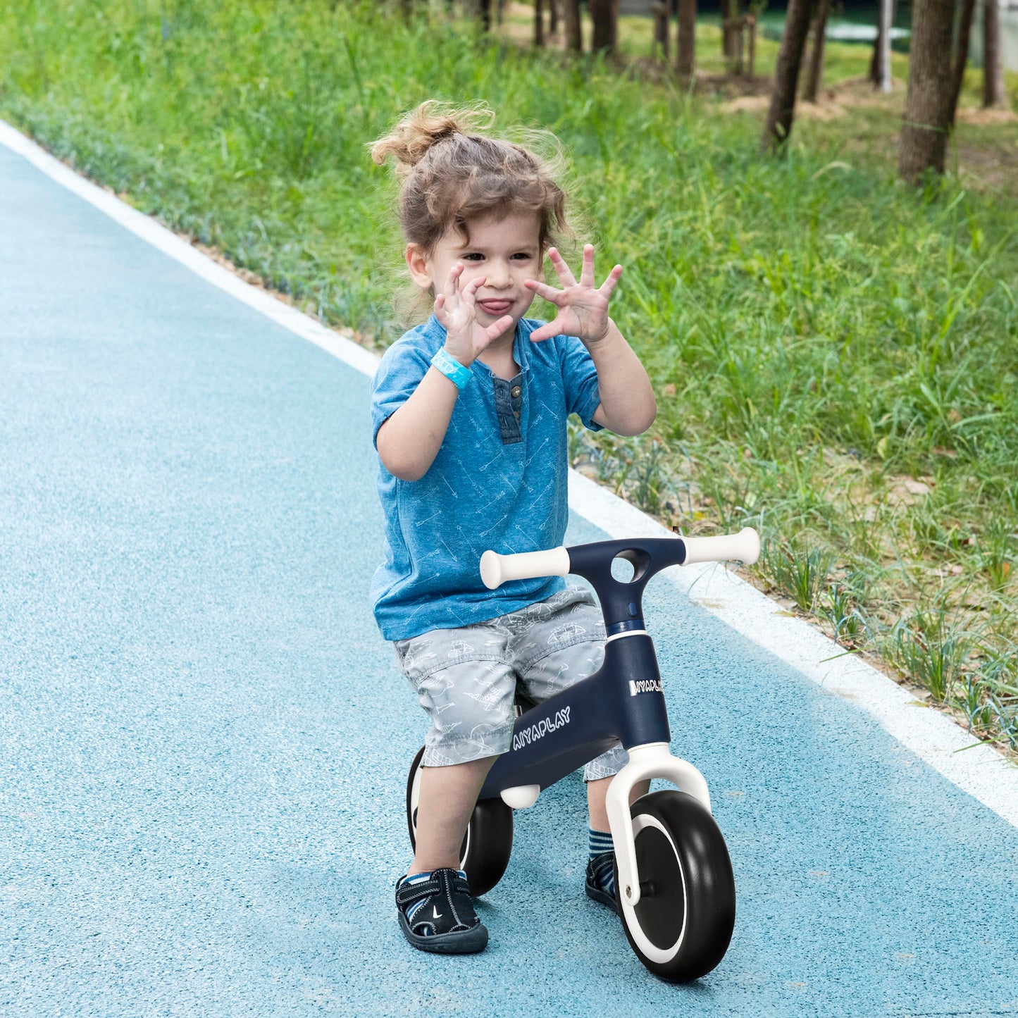 AIYAPLAY Bicicleta sem Pedais para Crianças de 18-36 Meses Bicicleta de Equilíbrio com Assento Ajustável em Altura Carga 25 kg 67,5x32x44 cm Azul