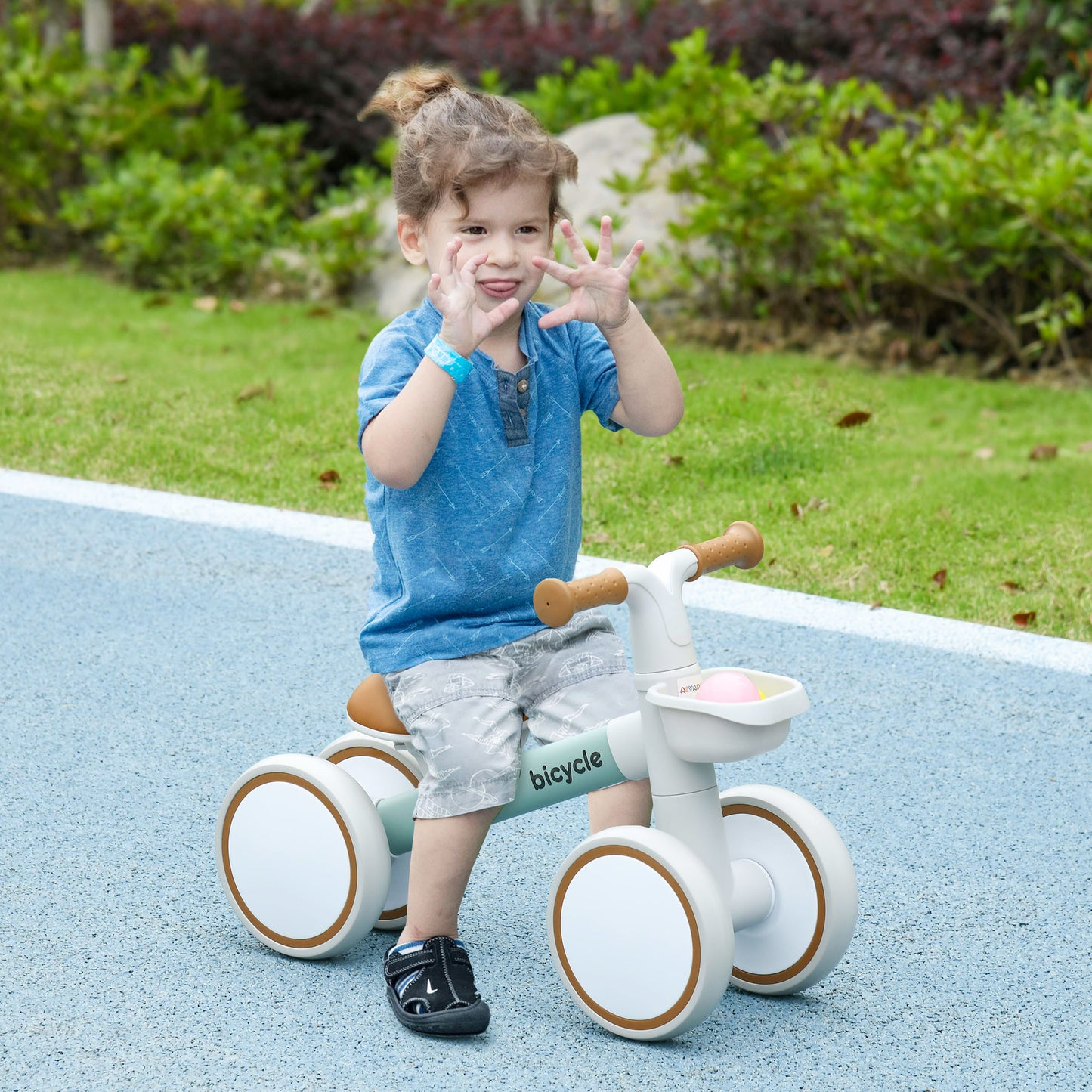 AIYAPLAY Bicicleta sem Pedais para Crianças de 12-36 Meses Bicicleta de Equilíbrio com Assento Ajustável Cesta e 4 Rodas Silenciosas Carga 20 kg 56x27x39 cm Verde